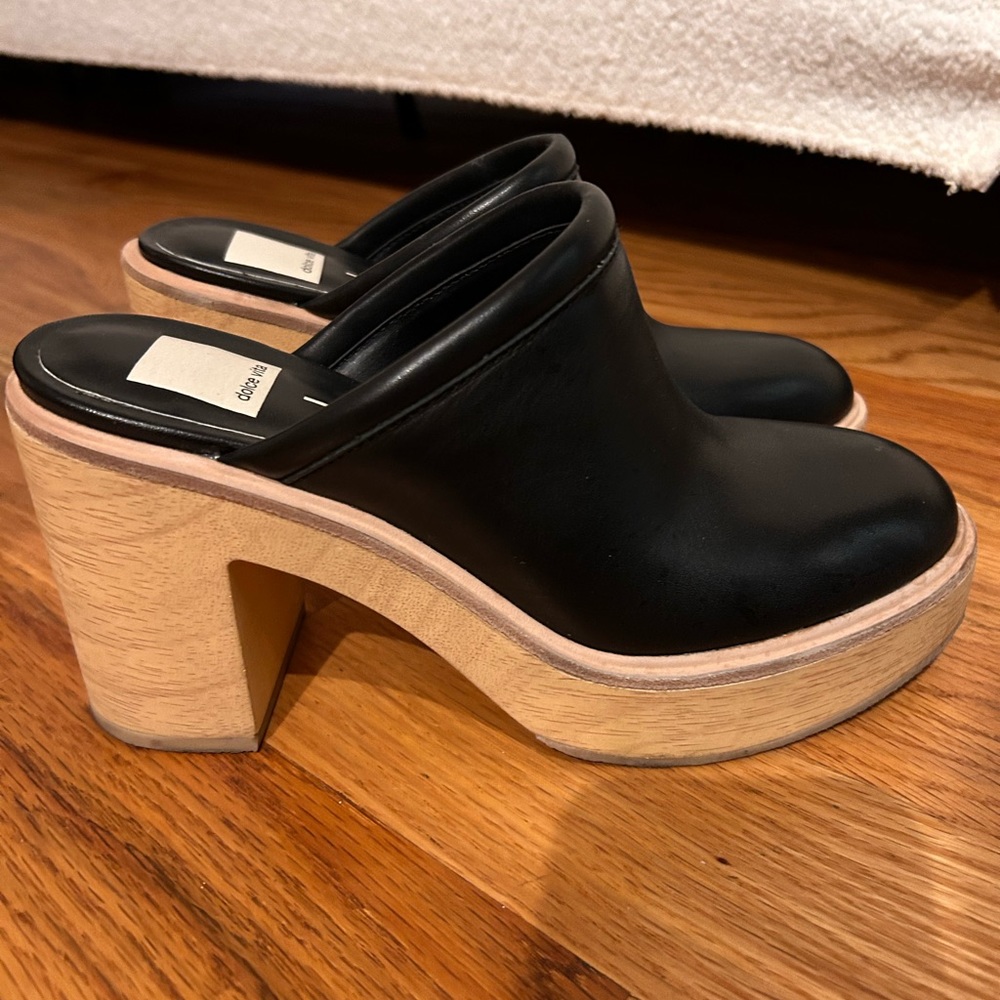 Black Leather Dulce Vita Clogs